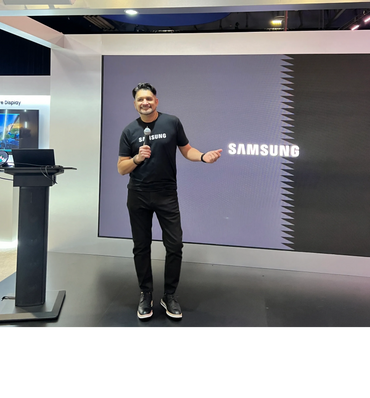 Ty Izquierdo at Dell Tech with Samsung