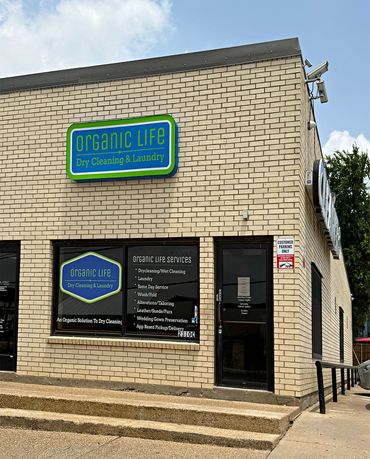 Organic Life Cleaners - Henderson Ave. Interior main desk. Dry Cleaning near Lower Greenville Ave.