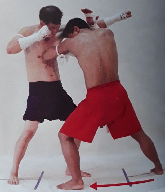 KRU NICK SENA CHINAWUT SIRISOMPAN ART OF MUAY THAI BORAN 82 KON MUAY SANER JARITRUM PORNAKAEW LIMMONGKHONCHAIKUL กลมวย มวยไทยโบราณ