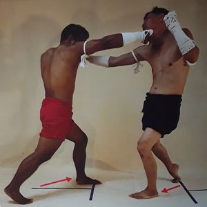 KRU NICK SENA CHINAWUT SIRISOMPAN ART OF MUAY THAI BORAN 82 KON MUAY SANER JARITRUM PORNAKAEW LIMMONGKHONCHAIKUL กลมวย มวยไทยโบราณ