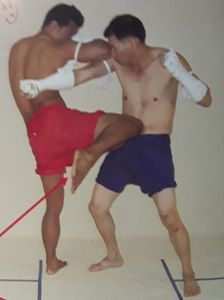 KRU NICK SENA CHINAWUT SIRISOMPAN ART OF MUAY THAI BORAN 82 KON MUAY SANER JARITRUM PORNAKAEW LIMMONGKHONCHAIKUL กลมวย มวยไทยโบราณ