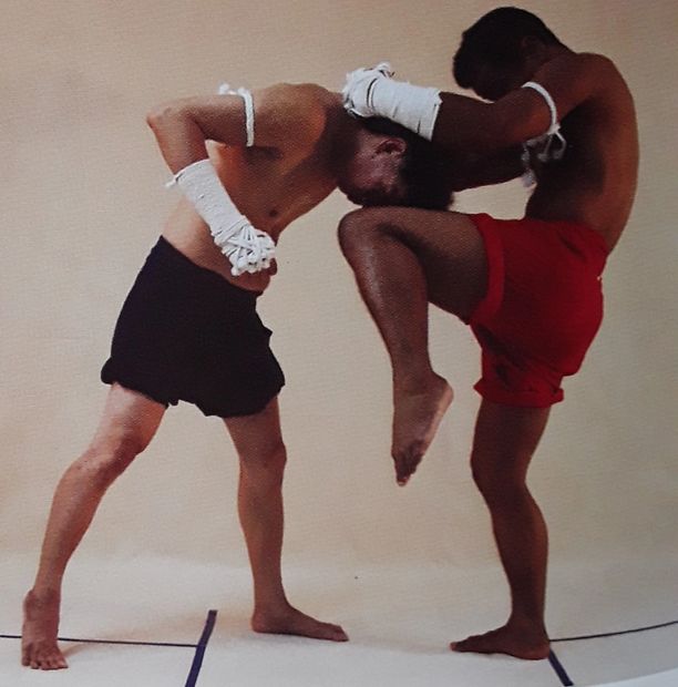 KRU NICK SENA CHINAWUT SIRISOMPAN ART OF MUAY THAI BORAN 82 KON MUAY SANER JARITRUM PORNAKAEW LIMMONGKHONCHAIKUL กลมวย มวยไทยโบราณ