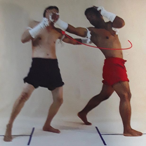 KRU NICK SENA CHINAWUT SIRISOMPAN ART OF MUAY THAI BORAN 82 KON MUAY SANER JARITRUM PORNAKAEW LIMMONGKHONCHAIKUL กลมวย มวยไทยโบราณ