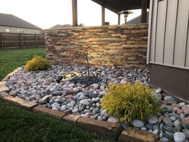 Patios & Paving
Landscaping
Masonry
Lighting (outdoor lighting)
Design & Architecture