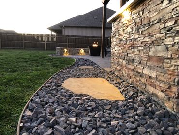 Patios & Paving
Landscaping
Masonry
Lighting (outdoor lighting)
Design & Architecture