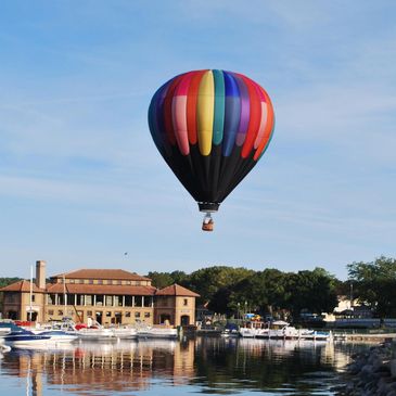 Lake Geneva balloon company hot air balloon on Lake Geneva wisconsin