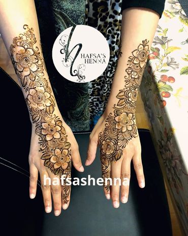 popular henna design