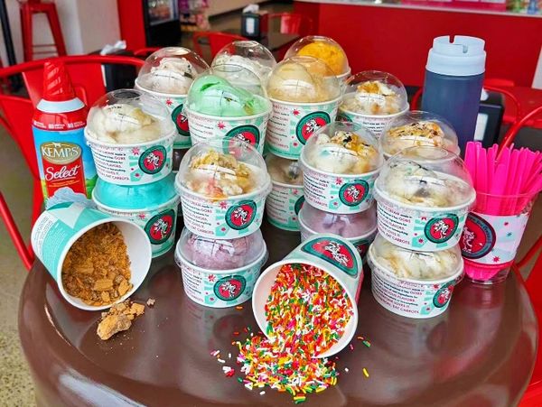 Lundy's pre-scooped catering option