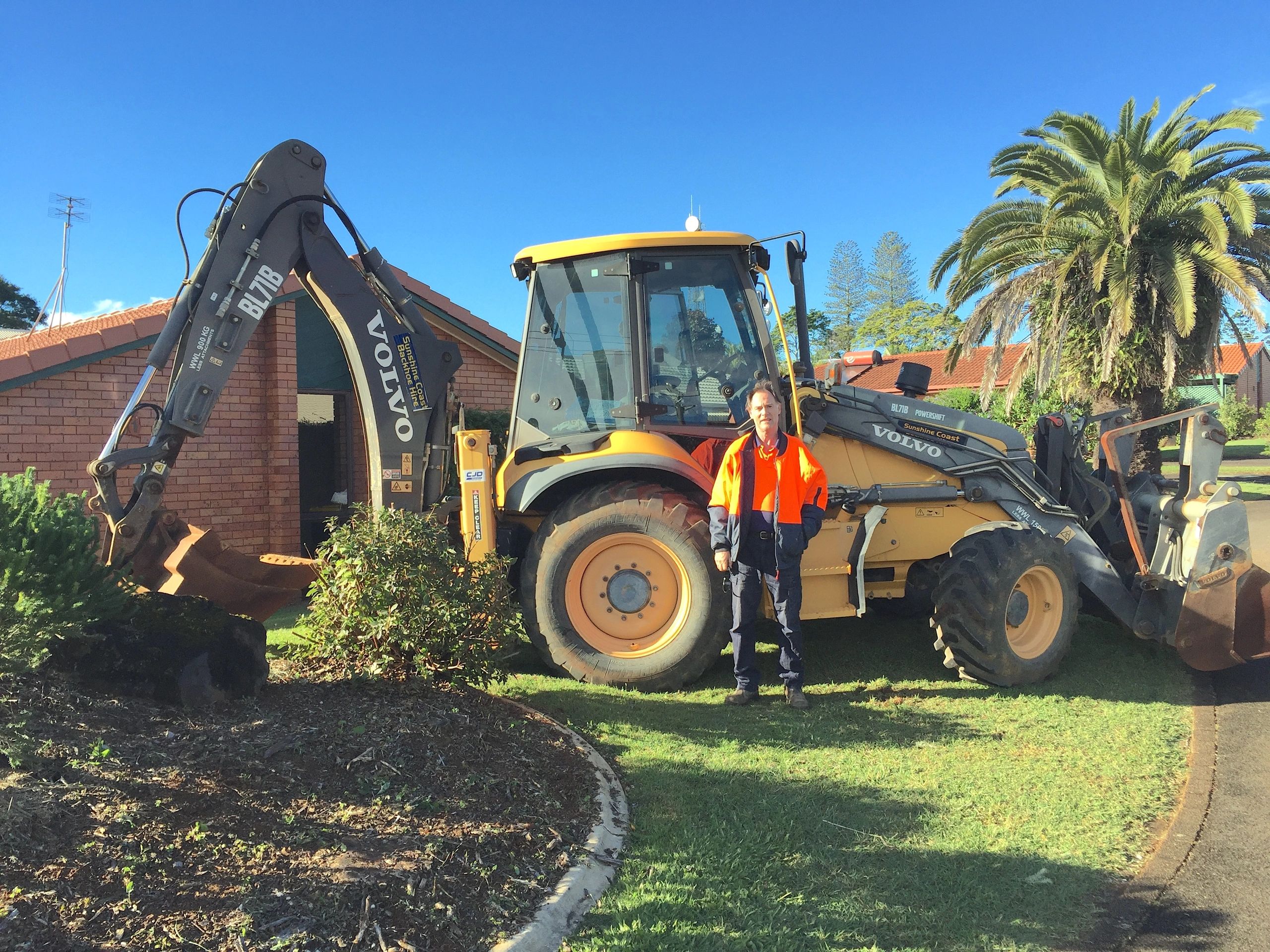 Sunshine Coast Backhoe Hire Backhoe Hire, Excavation, Trench Digger