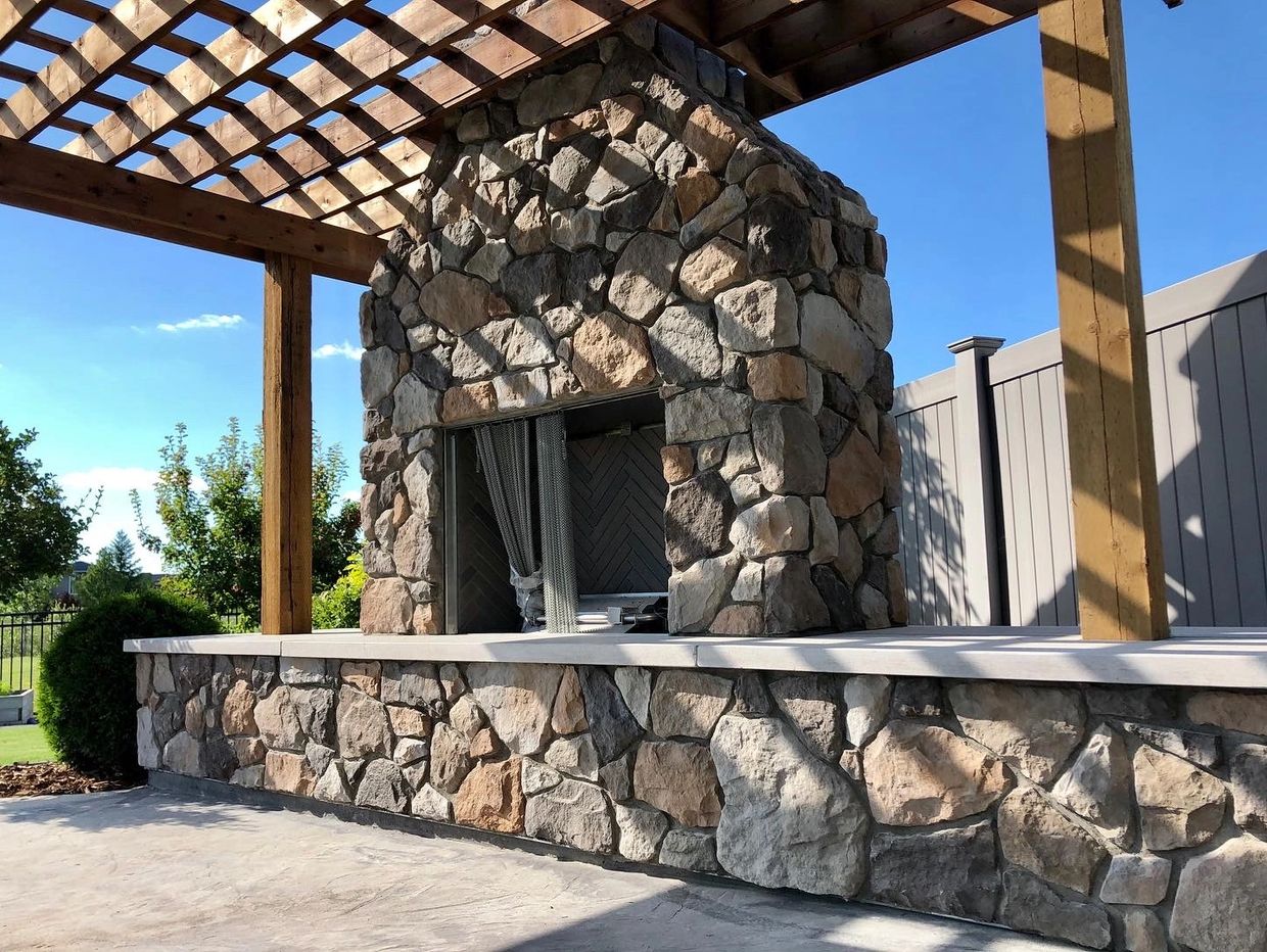 Landmark Stone & Exteriors Inc. Saskatoon - Siding - Stone Masonry - Soffit & Fascia - Renovation