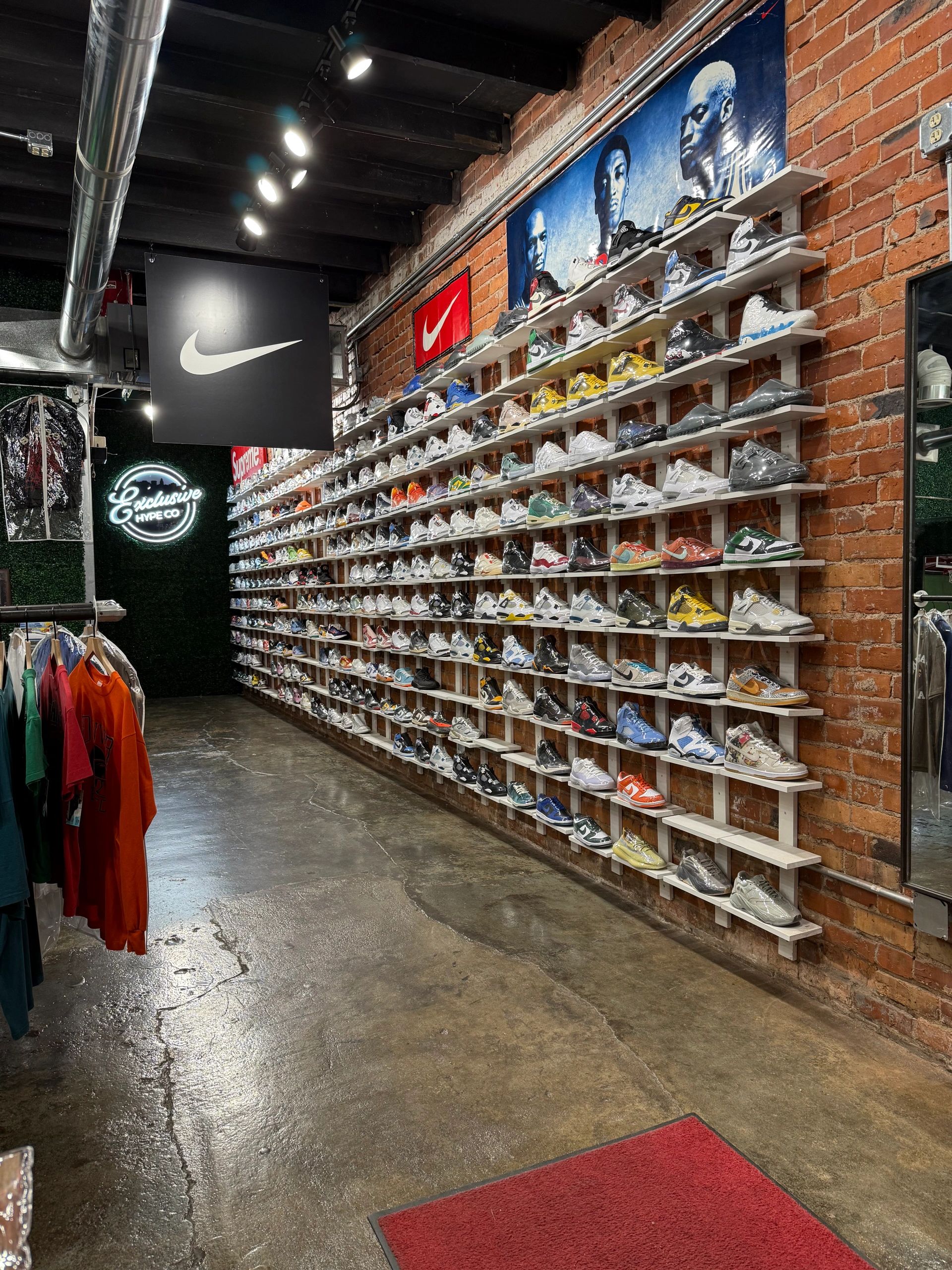 Vintage Designer Clothing Sneaker Store Exclusive Hype