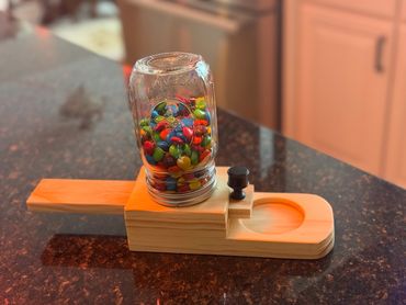 Small candy dispenser