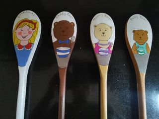 Goldilocks and the Three Bears 
Hand painted and varnished puppet/ role play spoons.