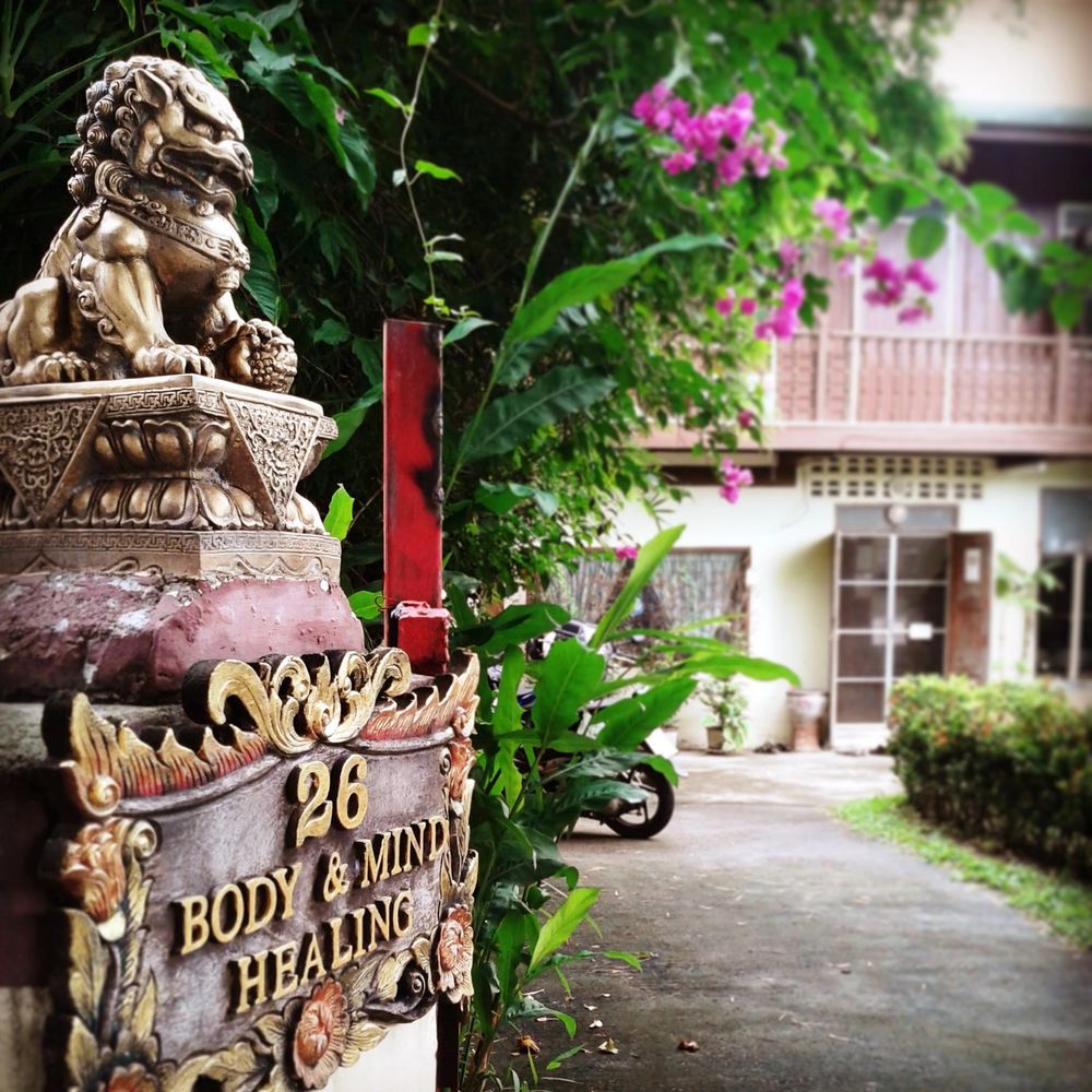 Yoga, Qigong & Tai Chi, Reiki Healing. Health & Healing at Body and Mind Healing Chiang Mai Thailand