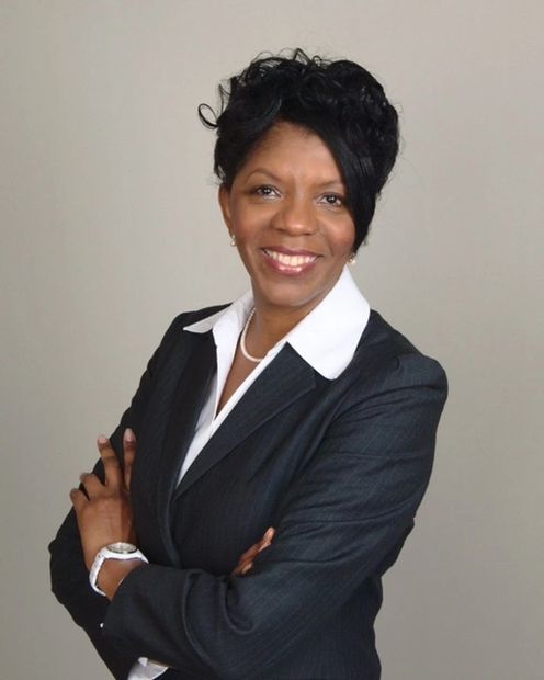 Gwen Foster Oglesby, author - Call Center:A Focus on Customer Service
