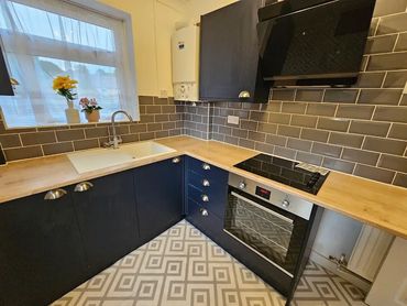 Petersfield End of Tenancy clean, kitchen was de-greased and left looking like new.