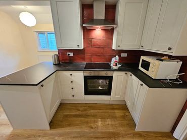 Newly cleaned kitchen for End of Tenancy in West Meon