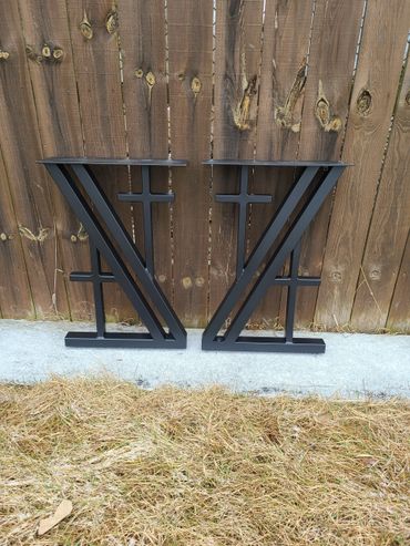 Parellel X legs customized with Crosses