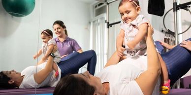 Pilates Mamãe e Bebê
Baby Pilates