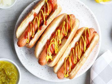Hot Dogs station.