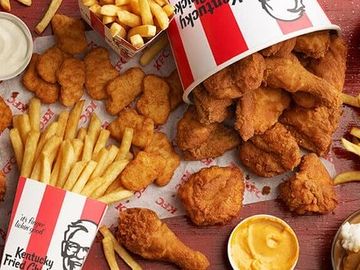 KFC crispy fried chicken always make your guest say YUM. Last night fun food station.
