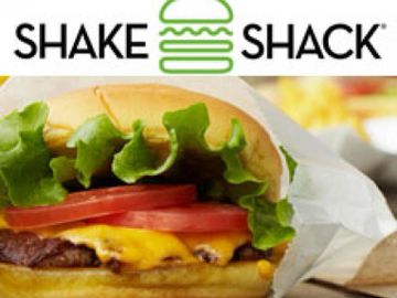 Shake Shack sure does make the best burgers. After a event, a last night snack is always a hit