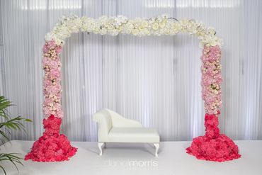 Wedding floral arch badeken 