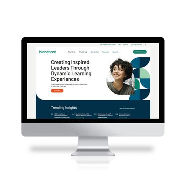 Website homepage promoting leadership development through dynamic learning experiences.