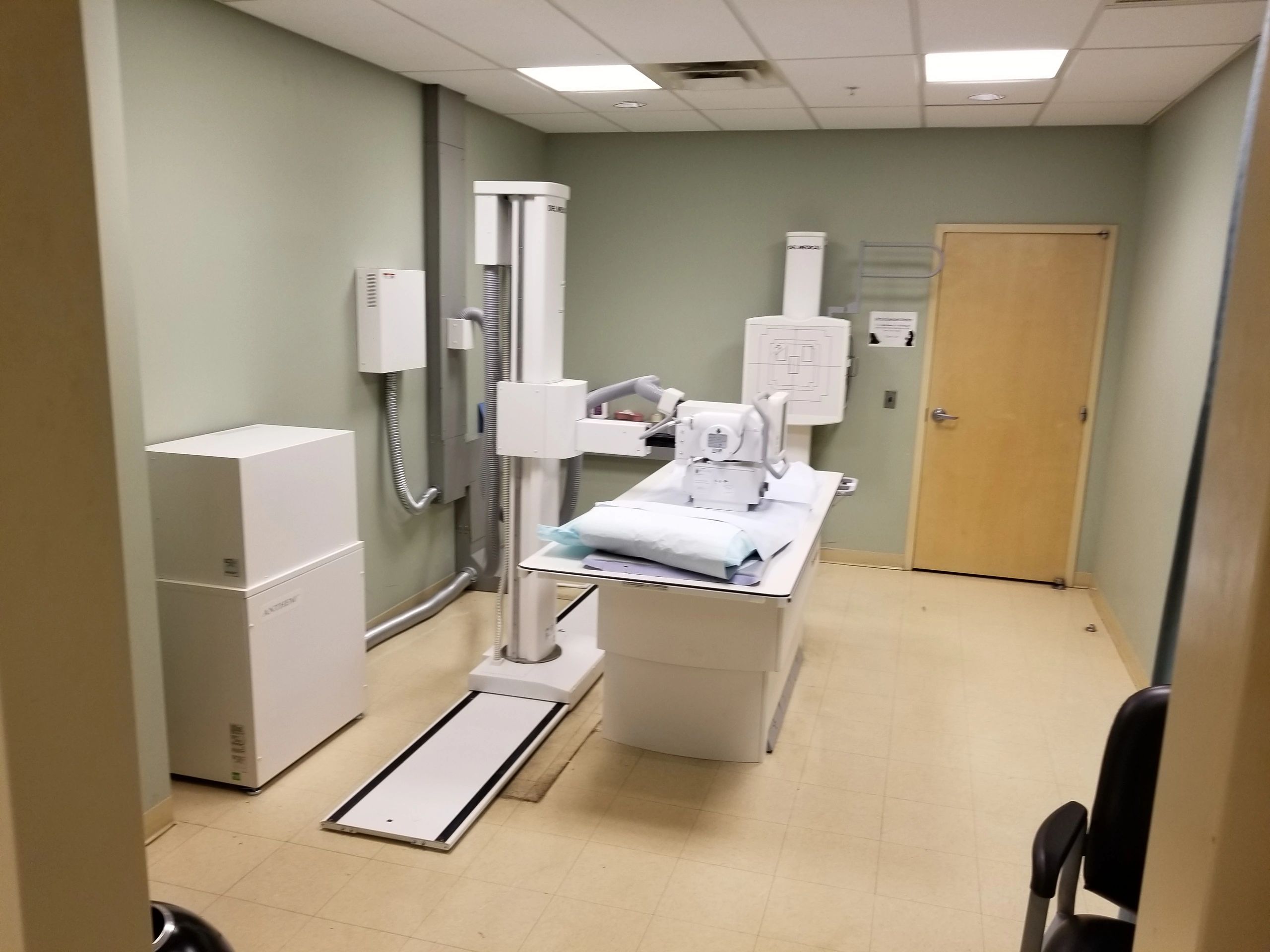 X-Ray room installed by Omni Imaging with assistance from Woodgrove Services.
