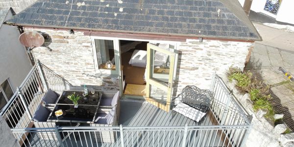 View of balcony at Banjo Cottage, Looe