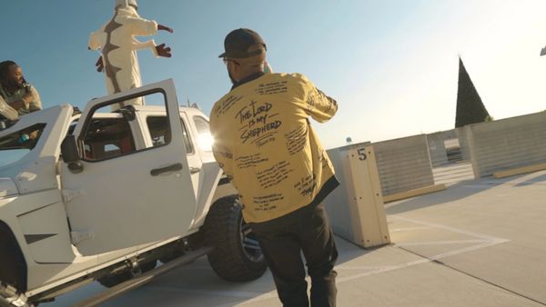 3Fifs and Appa dancing on the set of the "Big Drip" music video shoot.