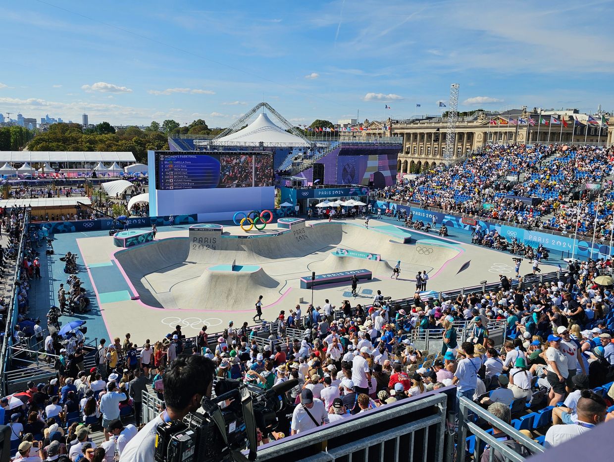 Crowded skatepark at Paris 2024 Olympic Games.