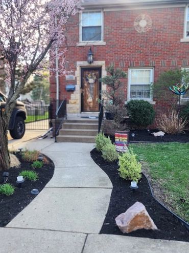 Fresh Mulch Job Dearborn