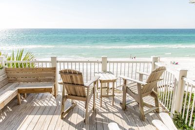 Gulf Front townhome in Seagrove Beach.  This 2 bedroom 2.5 bathroom home displays gorgeous views.