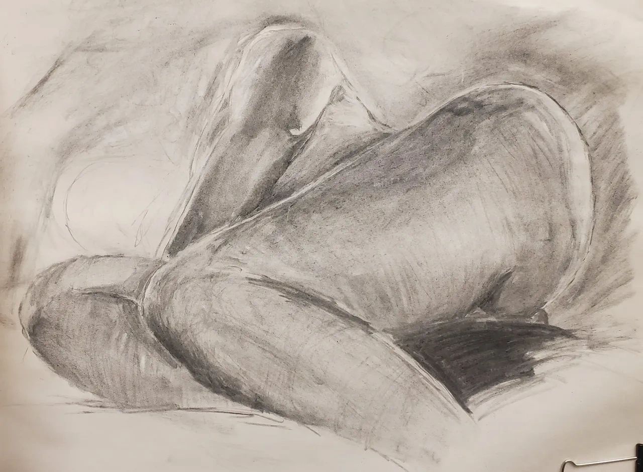 Nude Model Study
Charcoal on Newsprint
14in x 17in
2023
A study from my life drawing class