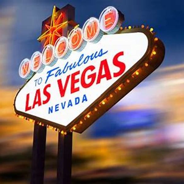 Mile High Club Las Vegas, Romantic Air Tour Flights, Romantic Things to Do in Vegas, Couple Tours.