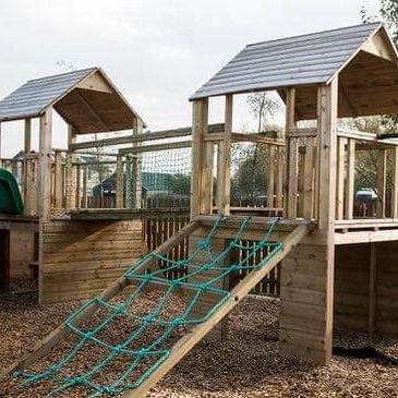 CHILDREN’S PLAY AREA
