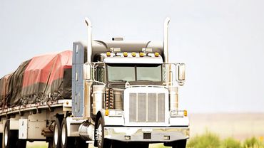 Flatbed, RGN, or Box Trailers