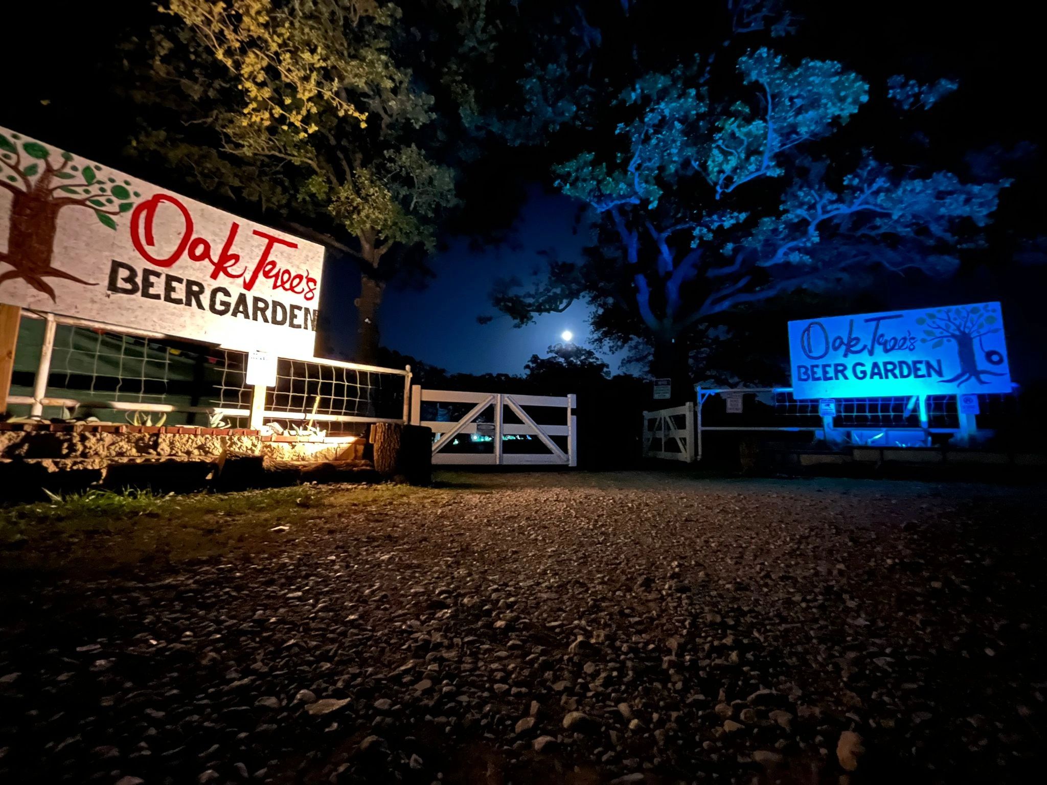 Oak Tree's Beer Garden in Aubrey