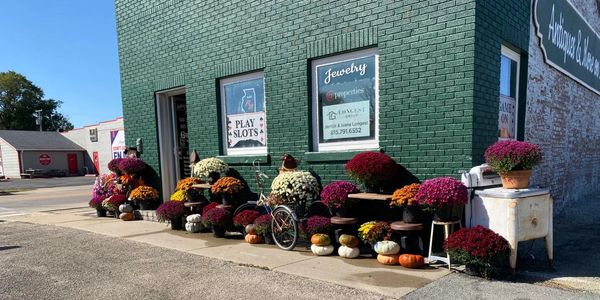 Antiques in Gilman IL