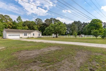 small ranch home in Beulaville North Carolina