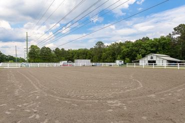 riding arena in Beulaville North Carolina