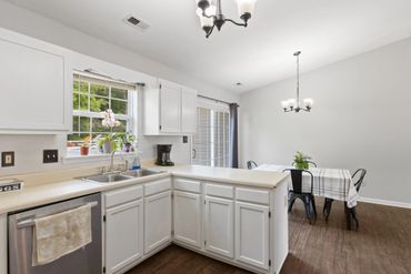 kitchen in Beulaville North Carolina