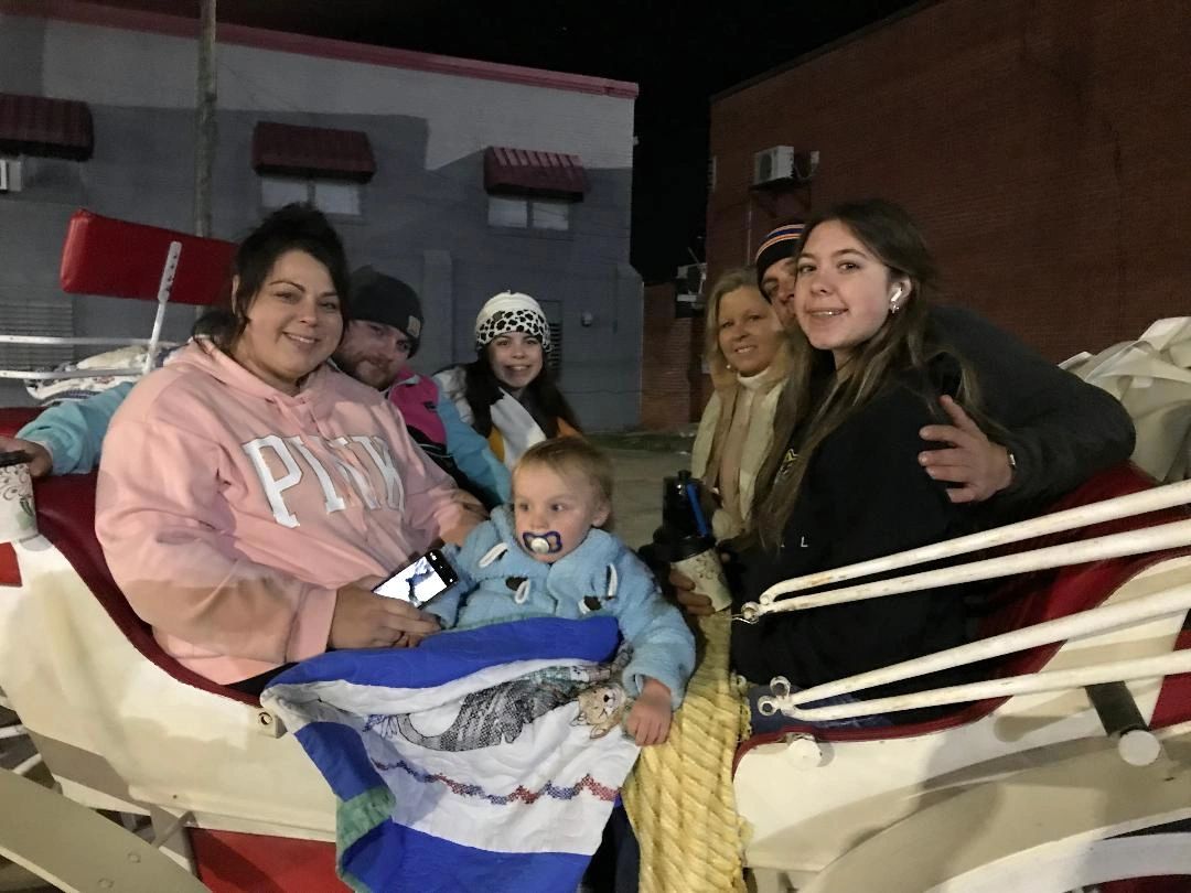 A familly on the vis-a-vis