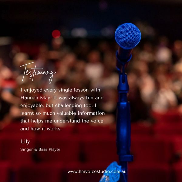 Microphone on stage with a testimonial about voice lessons from Lily, a singer and bass player.