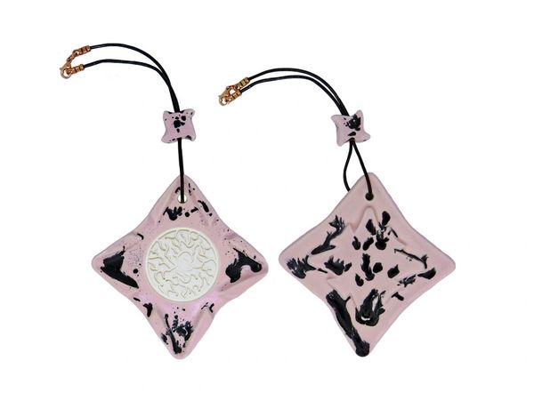 The Oil Stone Labyrinthe Hanging Oil Diffuser in Punk Pink