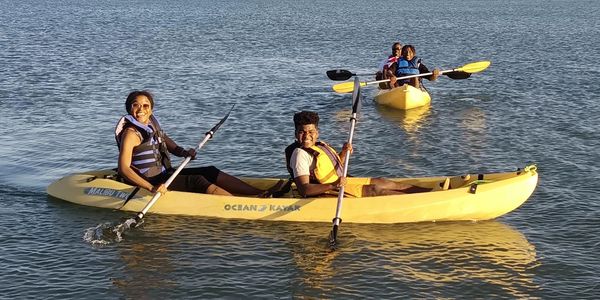 Double kayak for 2 people