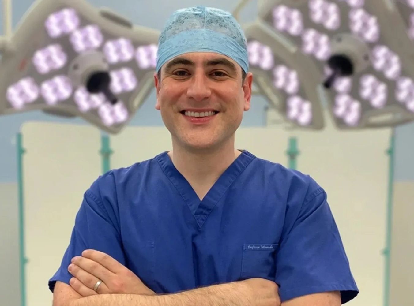 Professor Ben Miranda is a Consultant Plastic Surgeon, Hand Surgeon and Medicolegal Expert Witness.
