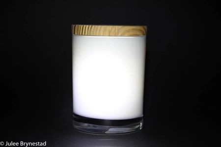 CONCENTRATED LIGHT
10-30-18
Home, Poulsbo, WA
(ISO 200, 55 mm, f/5.6, 1/80 sec)