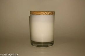 FRONT LIGHTING
10-30-18
Home, Poulsbo, WA
(ISO 200, 45 mm, f/5.6 , 1/25 sec)